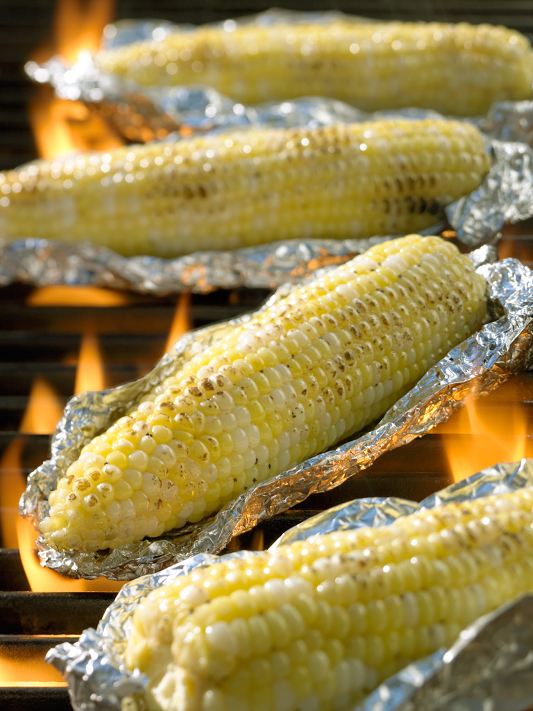 food photography corn on grill